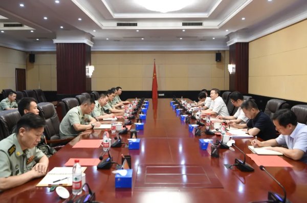 王成国走访慰问武警浙江总队