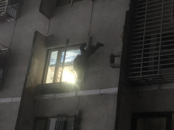 救援瞬间.jpg