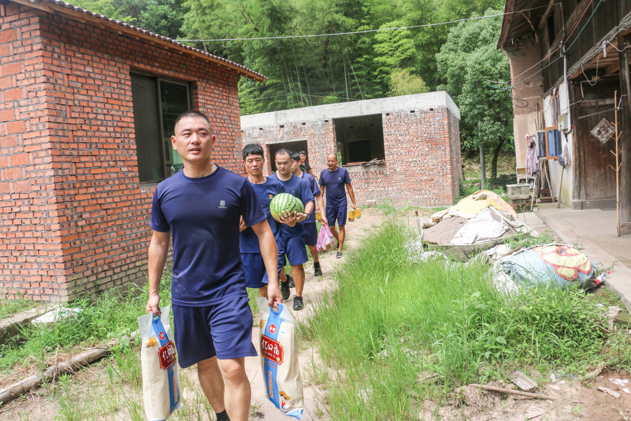 2杨叶 摄.jpg