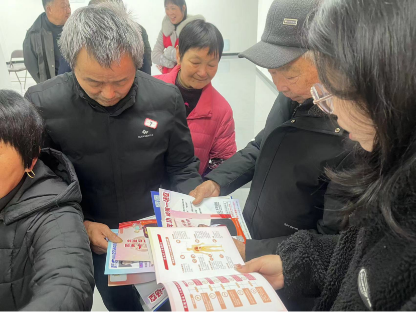 反诈禁毒同宣传 强化居民“双安全”(1)313.png