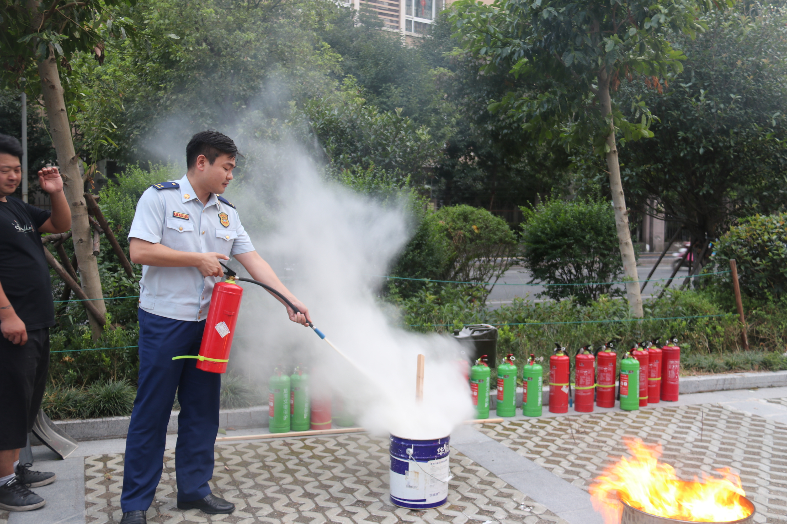 灭火器使用培训.jpg