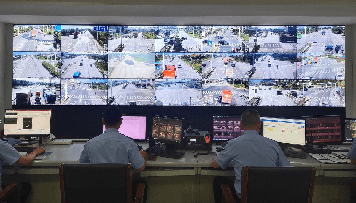 松阳县公安局交通警察大队指挥中心.png
