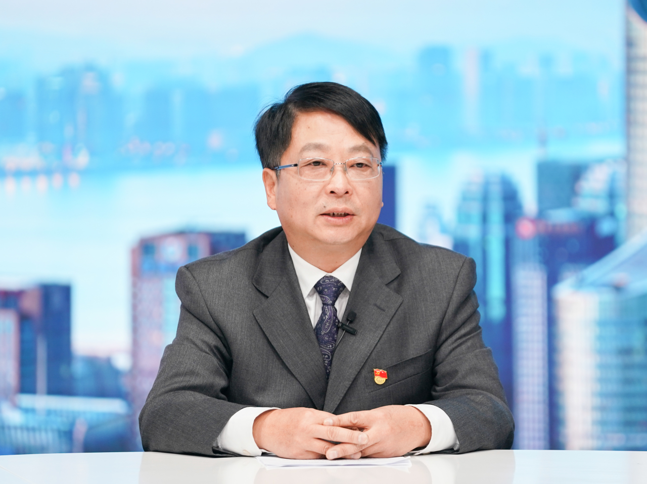 浙江省司法厅党委副书记、副厅长、一级巡视员劳泓.jpg